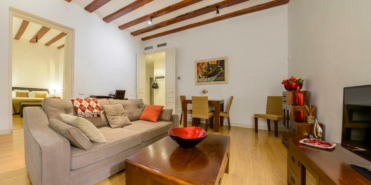 Apg Mercaders 6 Girona Luaran gambar