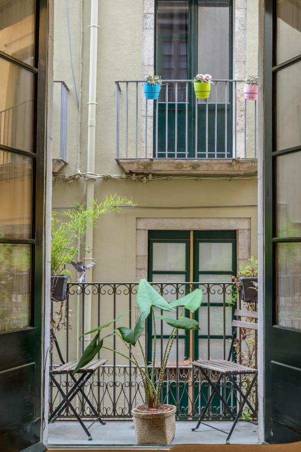 Apg Mercaders 6 Girona Luaran gambar